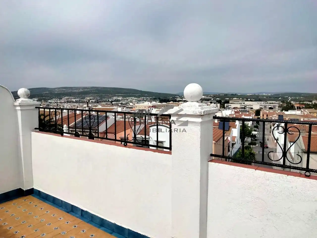 Vista exterior de Casa o chalet en venta en Lucena con Aire acondicionado, Terraza y Trastero