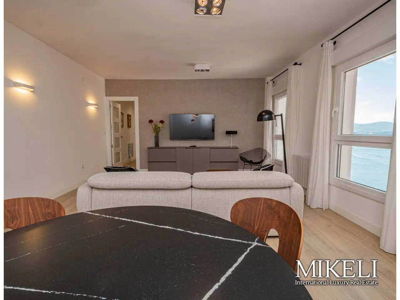 Wohnzimmer von Wohnung zur Miete in Santander mit Heizung und Möbliert