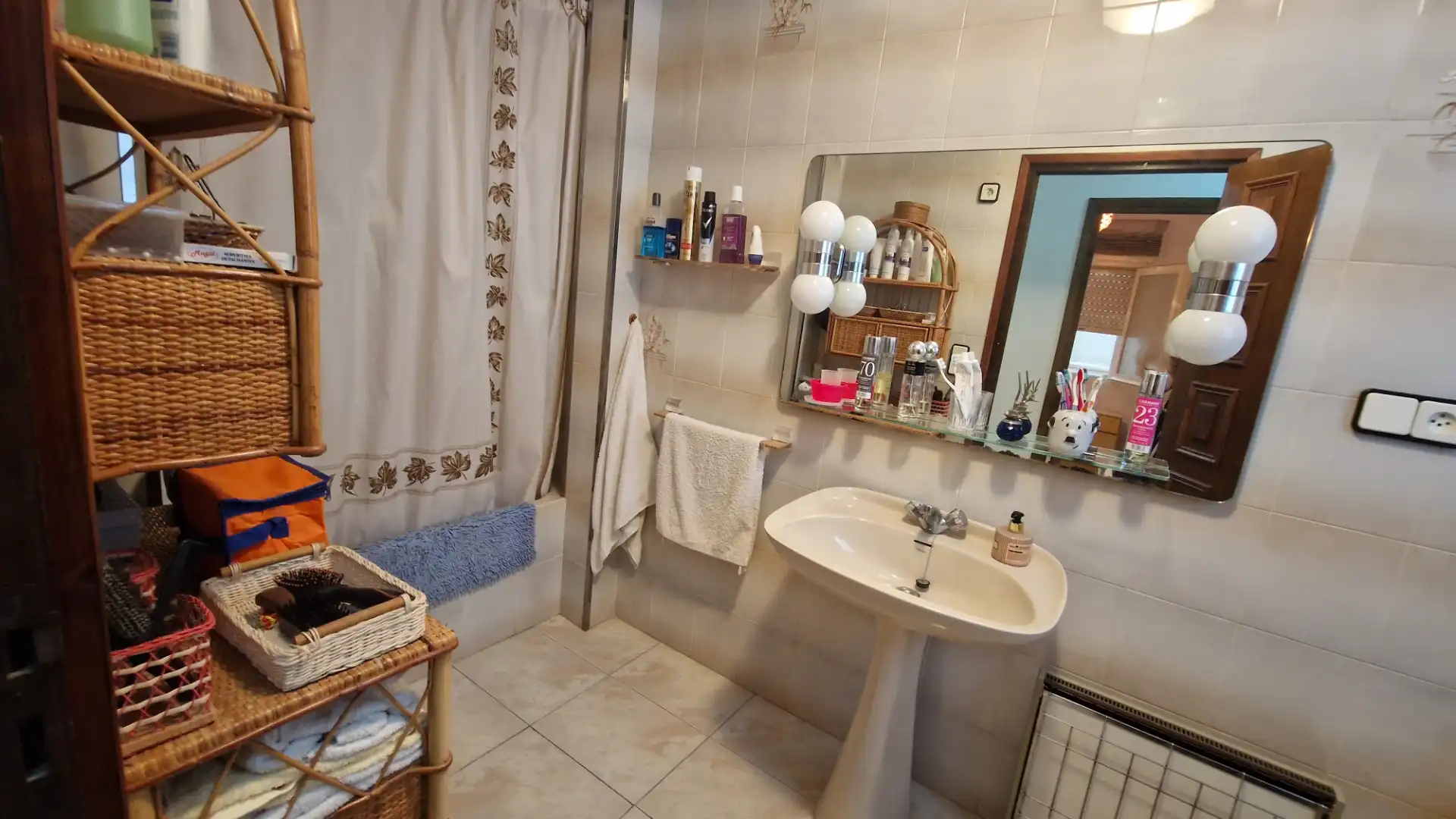 Baño de Piso en venta en Alfarràs con Aire acondicionado, Calefacción y Trastero