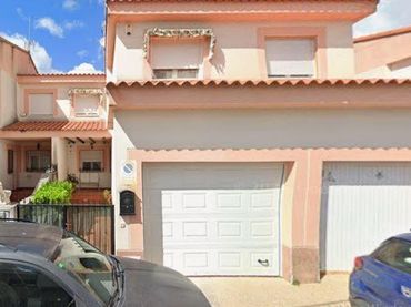 Villa à vendre à Cazalegas