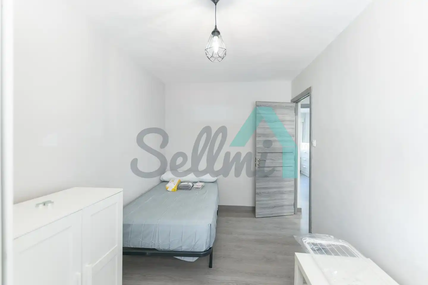 Habitación de Planta baja para compartir en Oviedo  con Calefacción, Amueblado y Internet