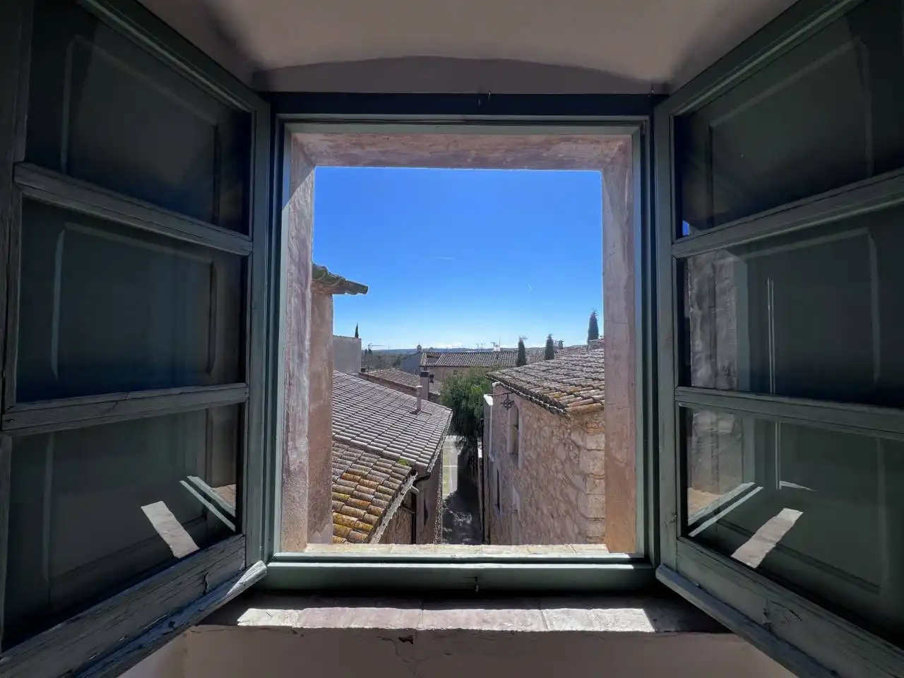 Vista exterior de Casa adosada de alquiler en Avinyonet de Puigventós con Aire acondicionado, Calefacción y Jardín privado