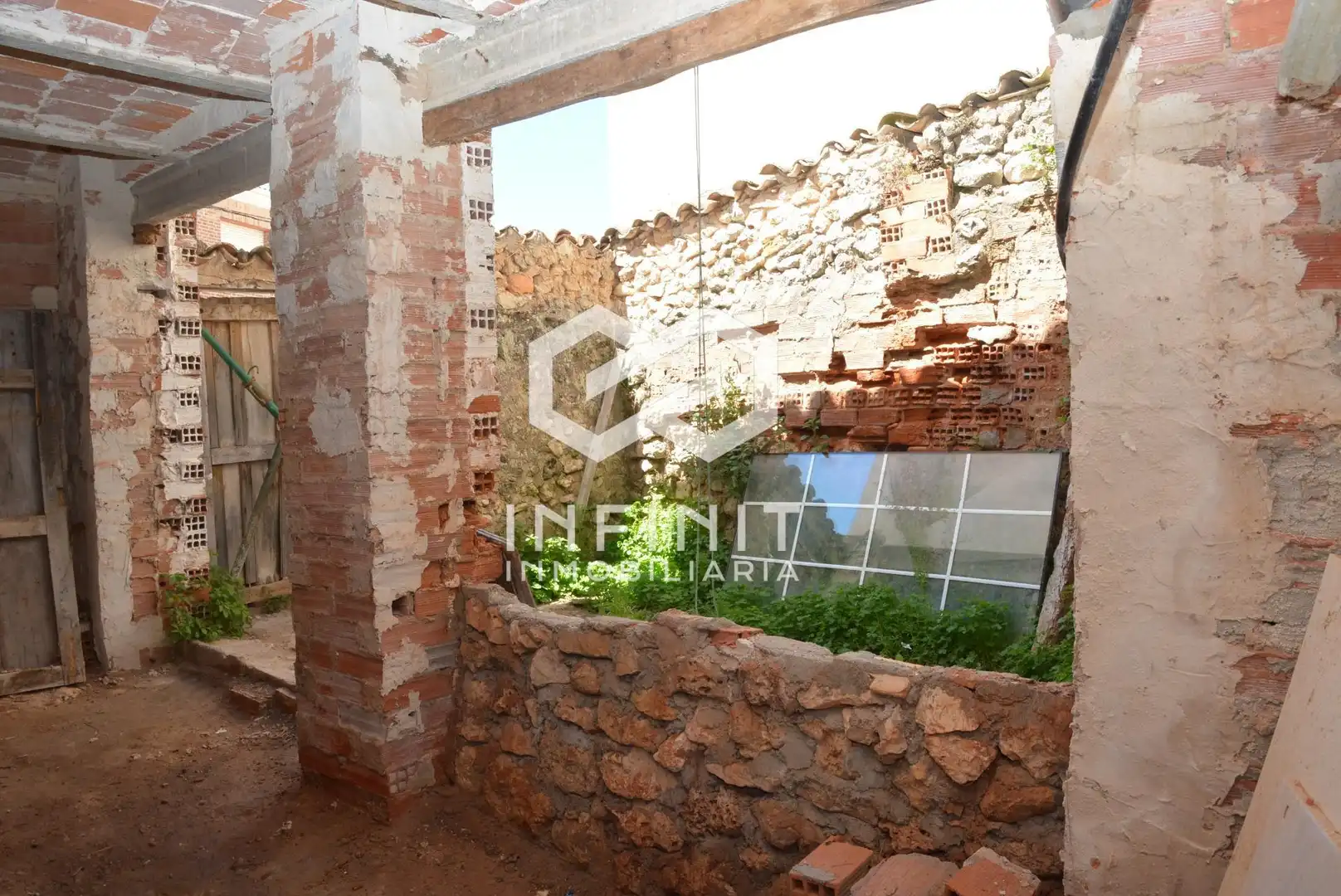 Jardí de Casa o xalet en venda en Moratilla de los Meleros amb Traster i Balcó