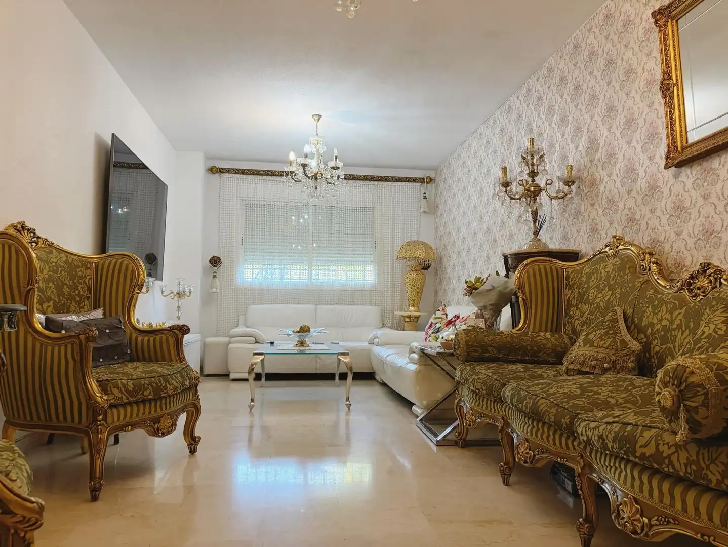 Sala de estar de Planta baja en venta en Torremolinos con Aire acondicionado, Calefacción y Jardín privado