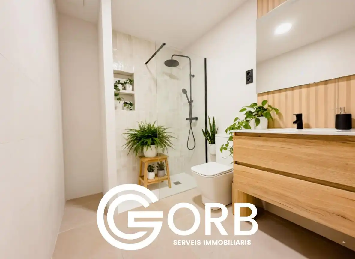 Bathroom of Ground floor for sale in Mataró  with Air Conditioner, Heating and Storage room
