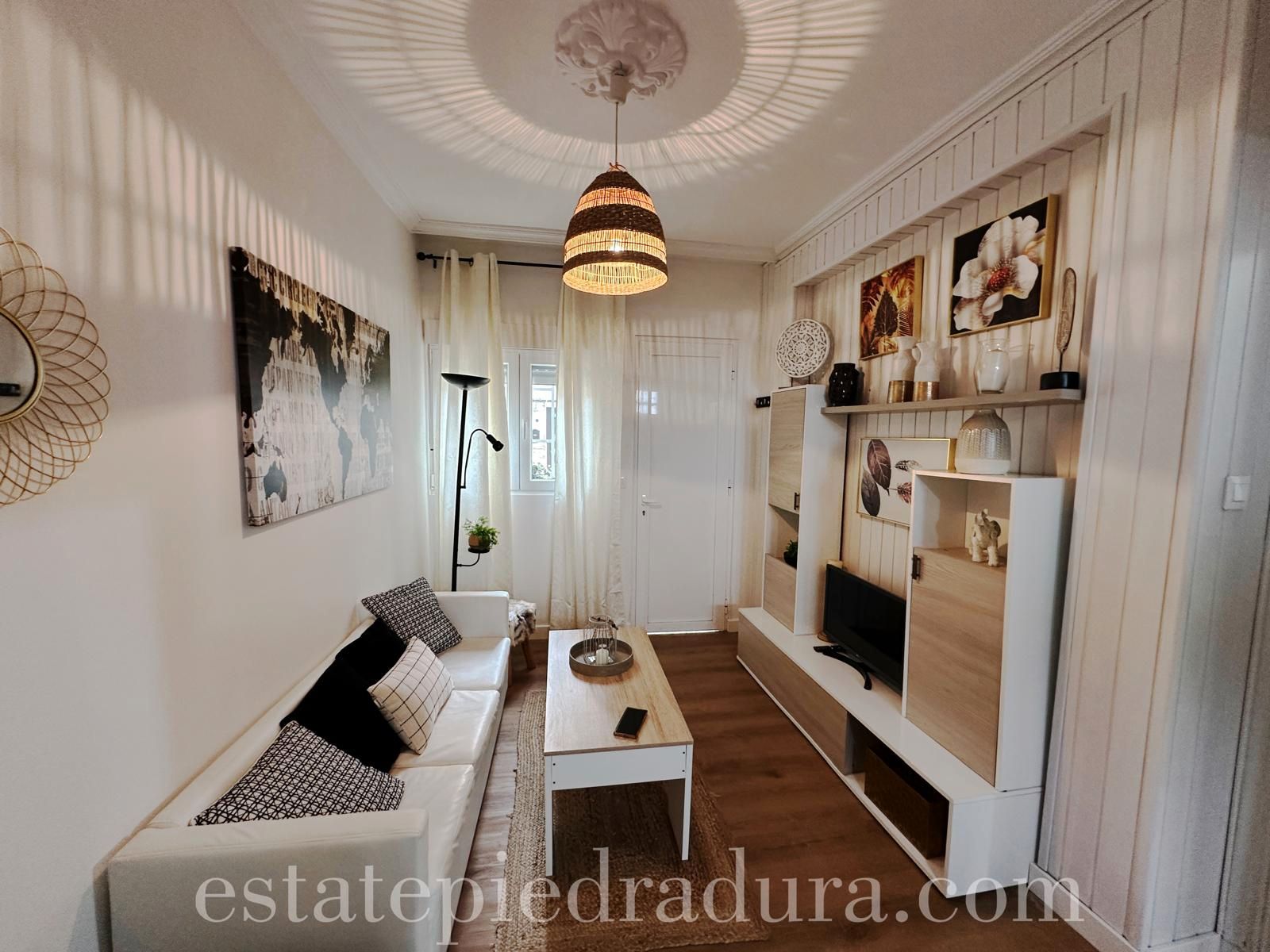Piso en venta en Parroquias Rurales
