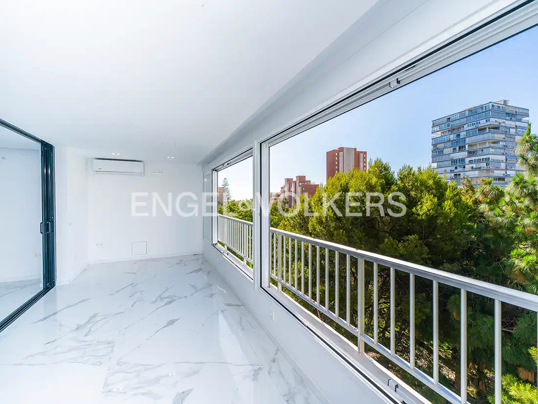 Terrasse von Wohnung zur Miete in Alicante / Alacant mit Klimaanlage, Heizung und Gemeinschaftspool