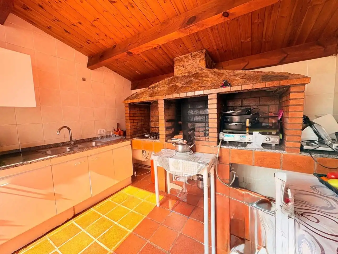 Kitchen of Houses for sale in Caldes de Malavella  with Air Conditioner, Heating and Private garden