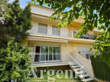 Maison mitoyenne avec jardin à vendre à Palau-solità i Plegamans