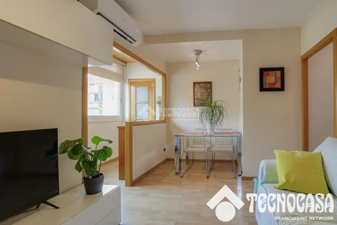 Sala de estar de Piso en venta en Barcelona con Aire acondicionado
