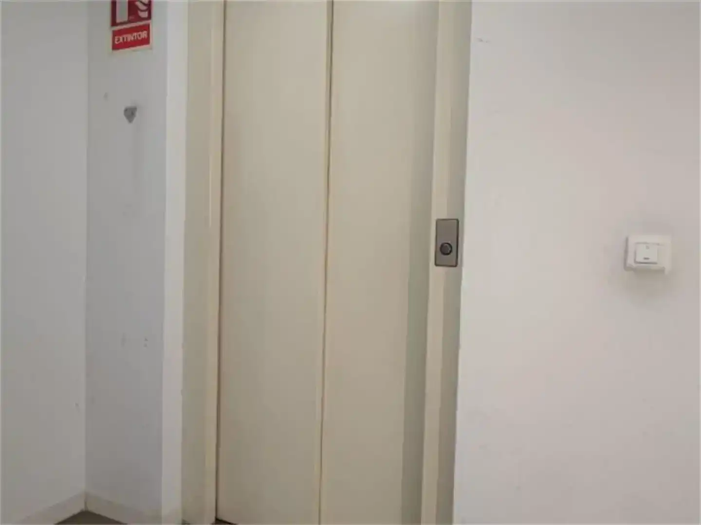Dormitori de Pis en venda en Girona Capital