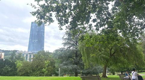 Foto 3 de Pis en venda a Darío de Regoyos Kalea, 1, Abandoibarra - Guggenheim, Bizkaia