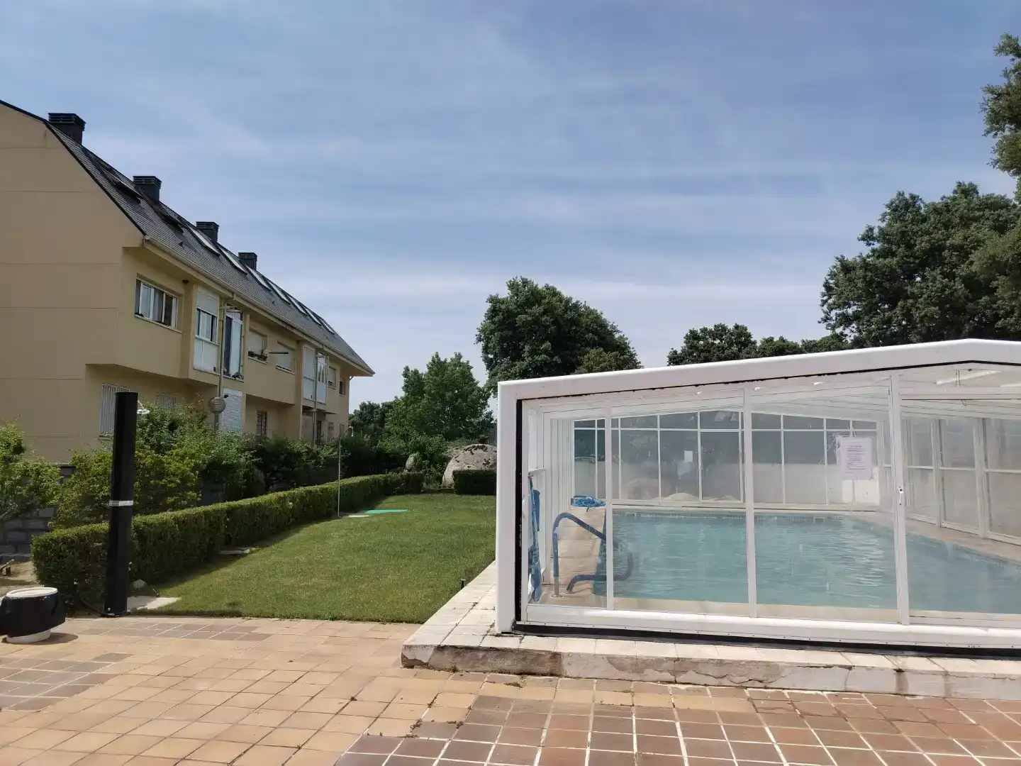 Piscina de Pis en venda en Ituero y Lama amb Parquet, Moblat i Forn