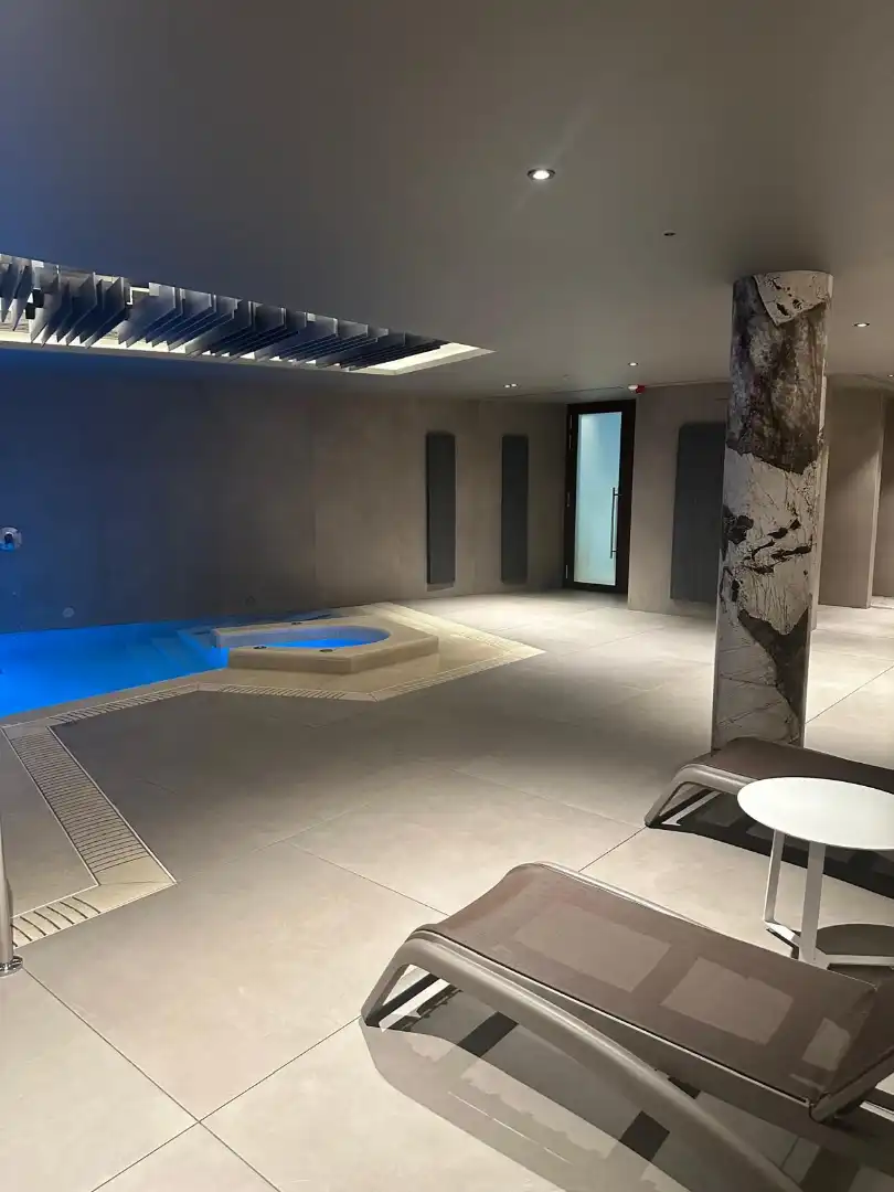 Swimming pool of Flat for sale in Marbella  with Air Conditioner, Terrace and Internet