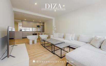 Living room of Flat for sale in  Madrid Capital  with Air Conditioner