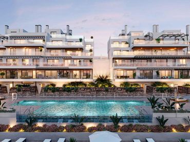 Àtic amb piscina en venda a Estepona Pueblo