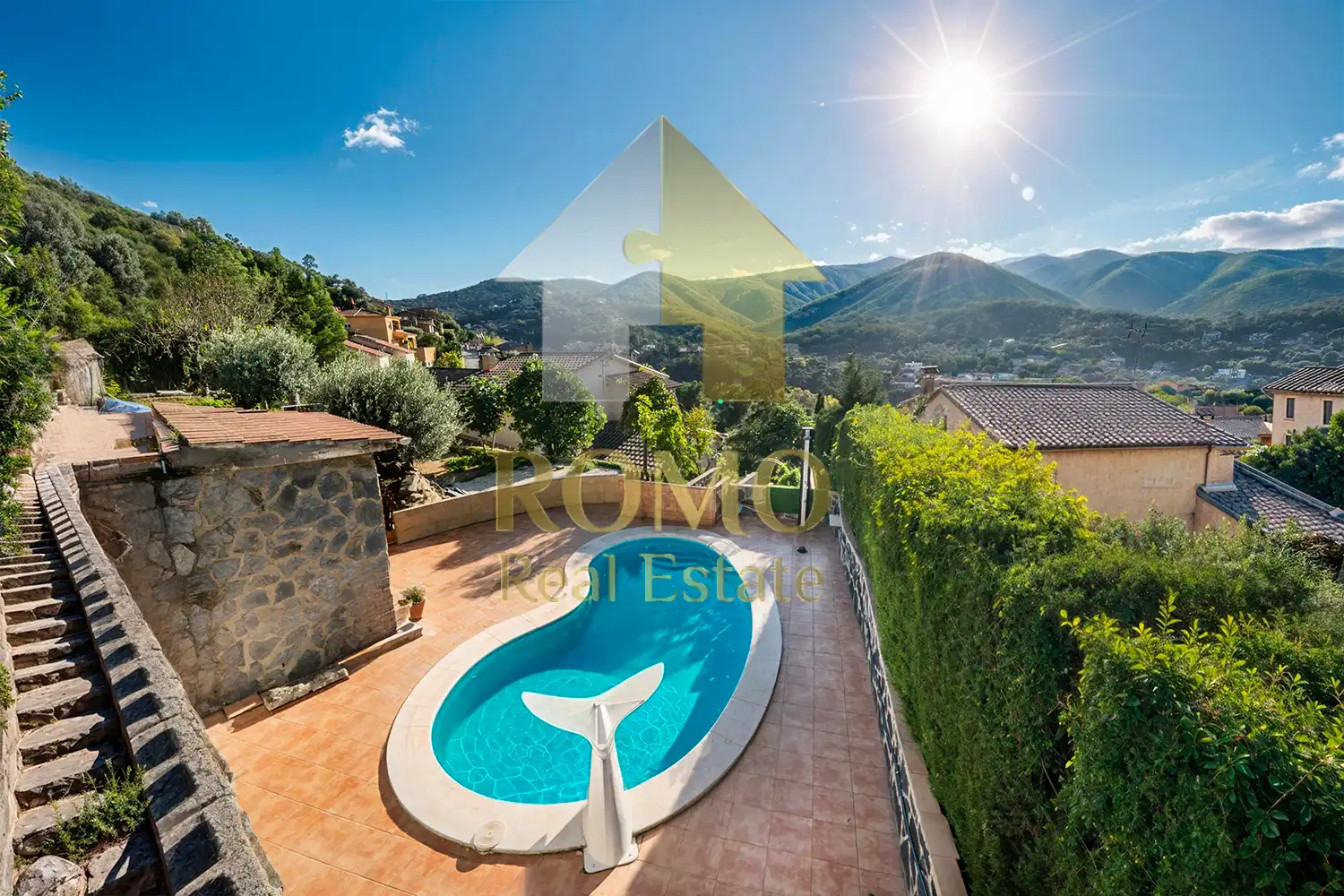 Casa amb piscina en venda a Carrer les Perdius, imagen 4