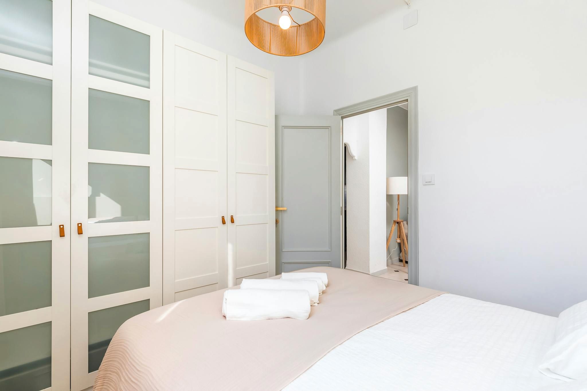 Bedroom of Flat to share in  Valencia Capital  with Air Conditioner, Heating and Furnished