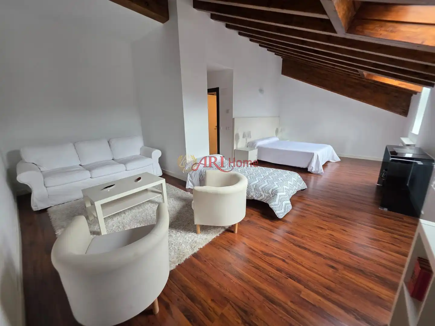 Bedroom of Buildings for sale in Quintanilla San García