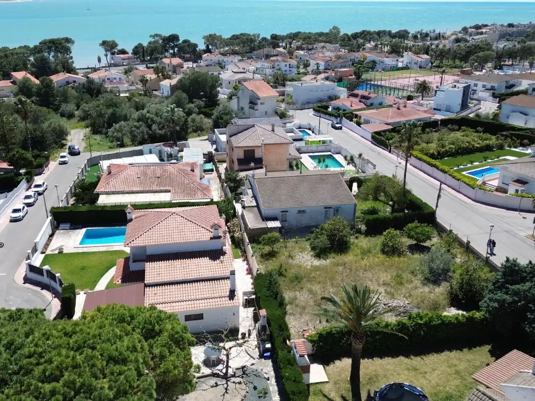 Terreni e lotti in vendita a Avinguda Montsià 5, imagen 3