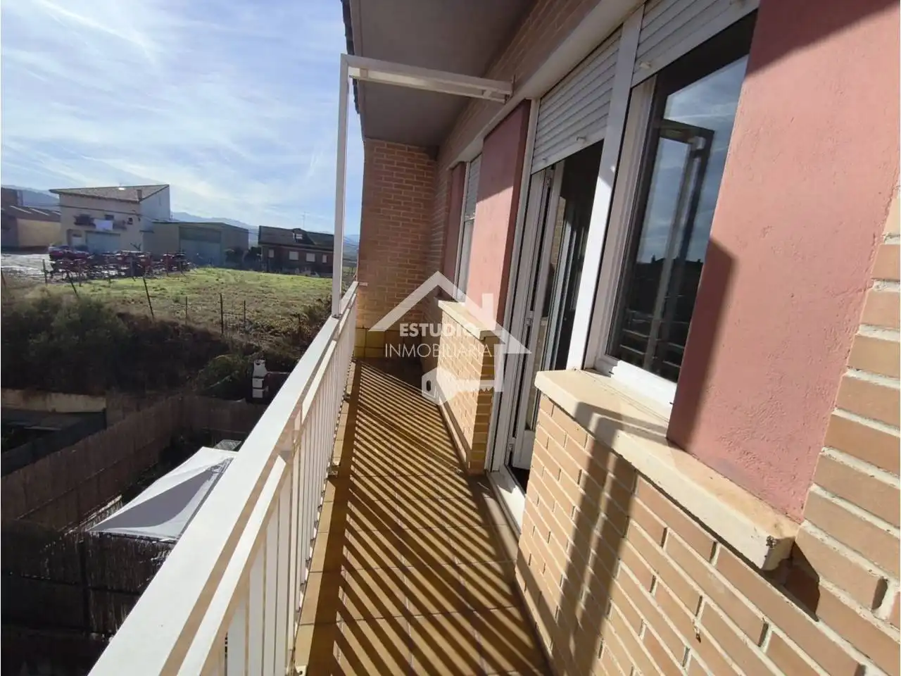 Terraza de Casa adosada en venta en Mendavia con Calefacción, Jardín privado y Parquet