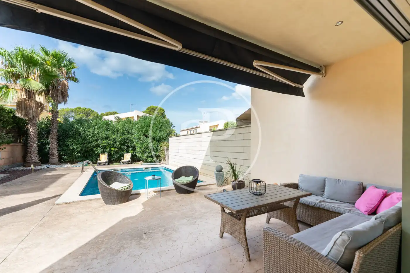 Terrasse von Einfamilien-Reihenhaus zur Miete in Llucmajor mit Klimaanlage, Heizung und Privatgarten