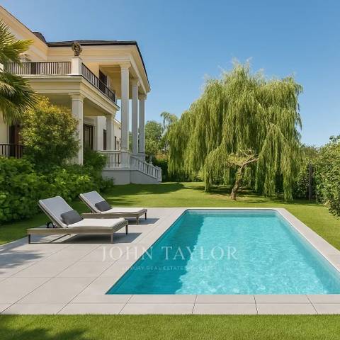 Casa-chalet en Venta en Urbanización La Moraleja