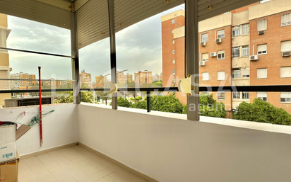 Vista exterior de Pis en venda en  Sevilla Capital
