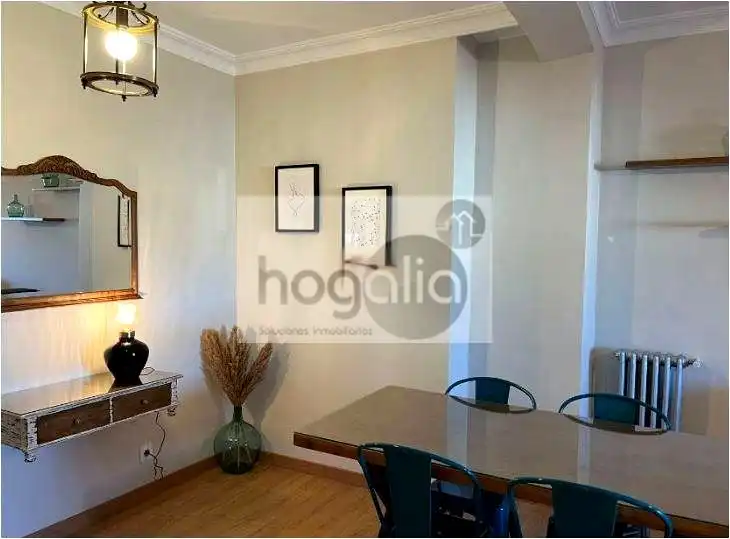 Dining room of Flat for rent in Sevilla  with Air Conditioner, Heating and Terrace