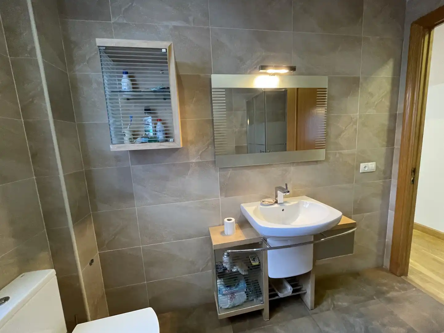 Baño de Piso en venta en Valencia con Aire acondicionado, Parquet y Balcón