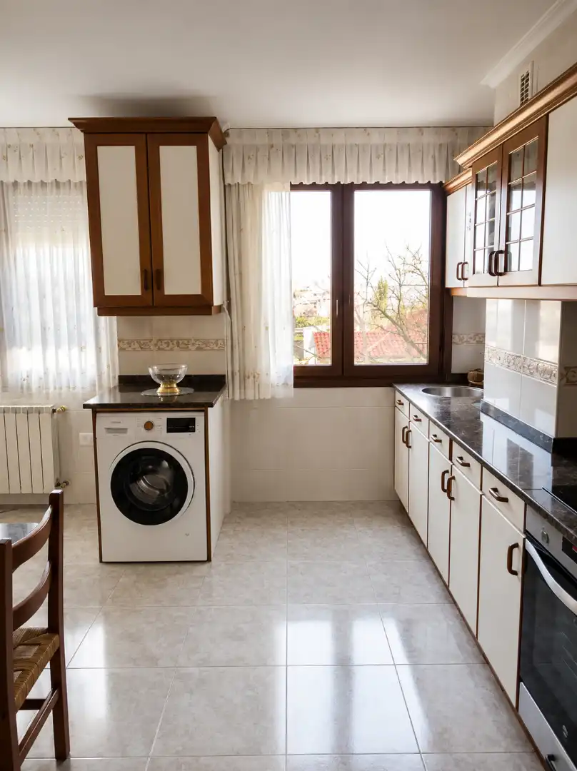 Cocina de Piso de alquiler en Suances con Calefacción, Terraza y Amueblado