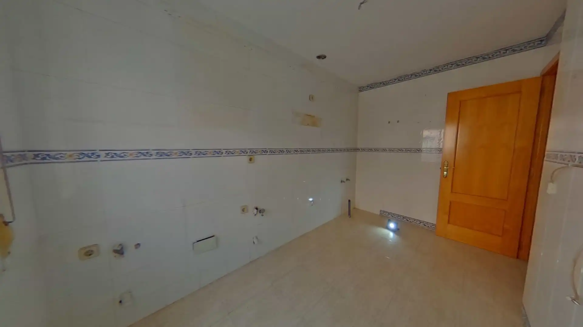 Detached homes for sale in Villafranca de los Caballeros  with Storage room and Balcony