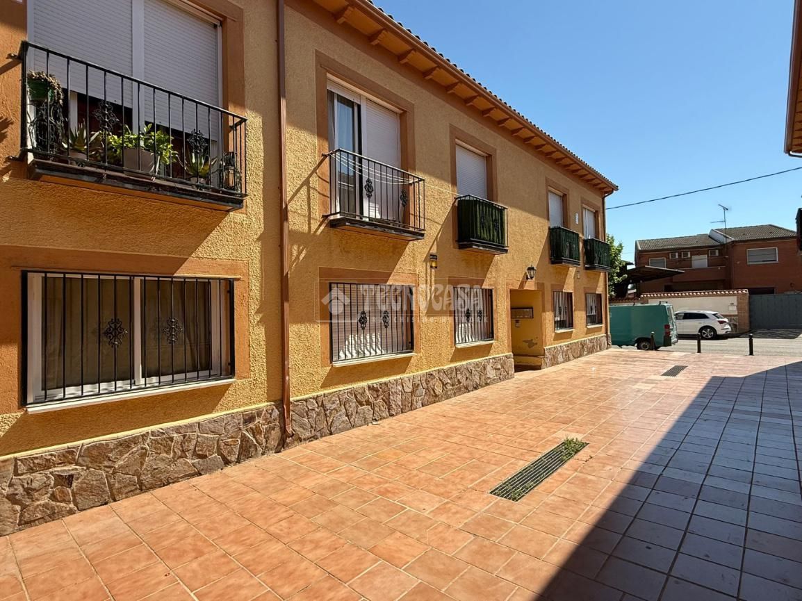Exterior view of Flat for sale in Santa Cruz del Retamar