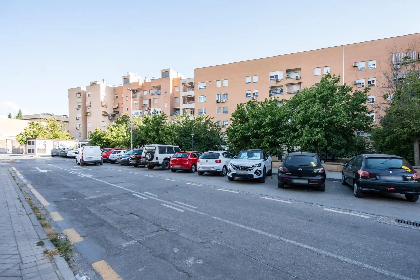 Parking de Estudio en venta en Granada con Aire acondicionado, Calefacción y Amueblado