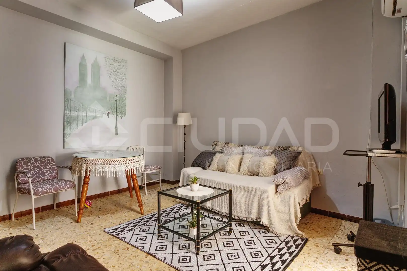 Sala d'estar de Casa adosada en venda en Coria del Río