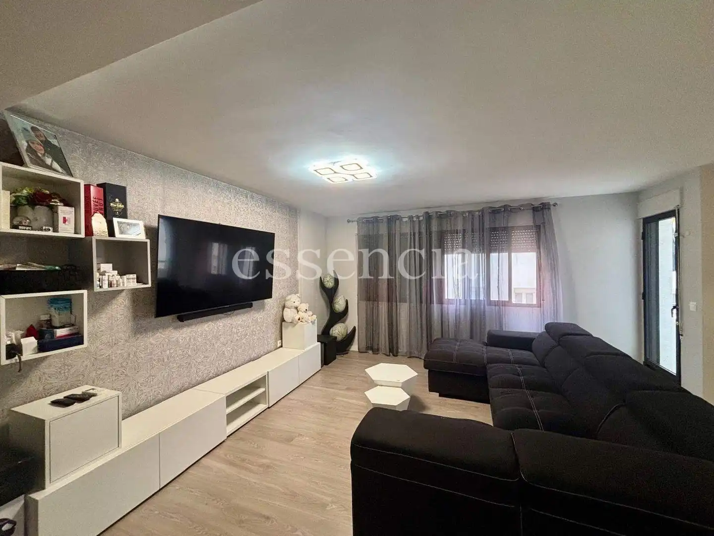 Living room of Flat for sale in Gandia  with Air Conditioner and Balcony