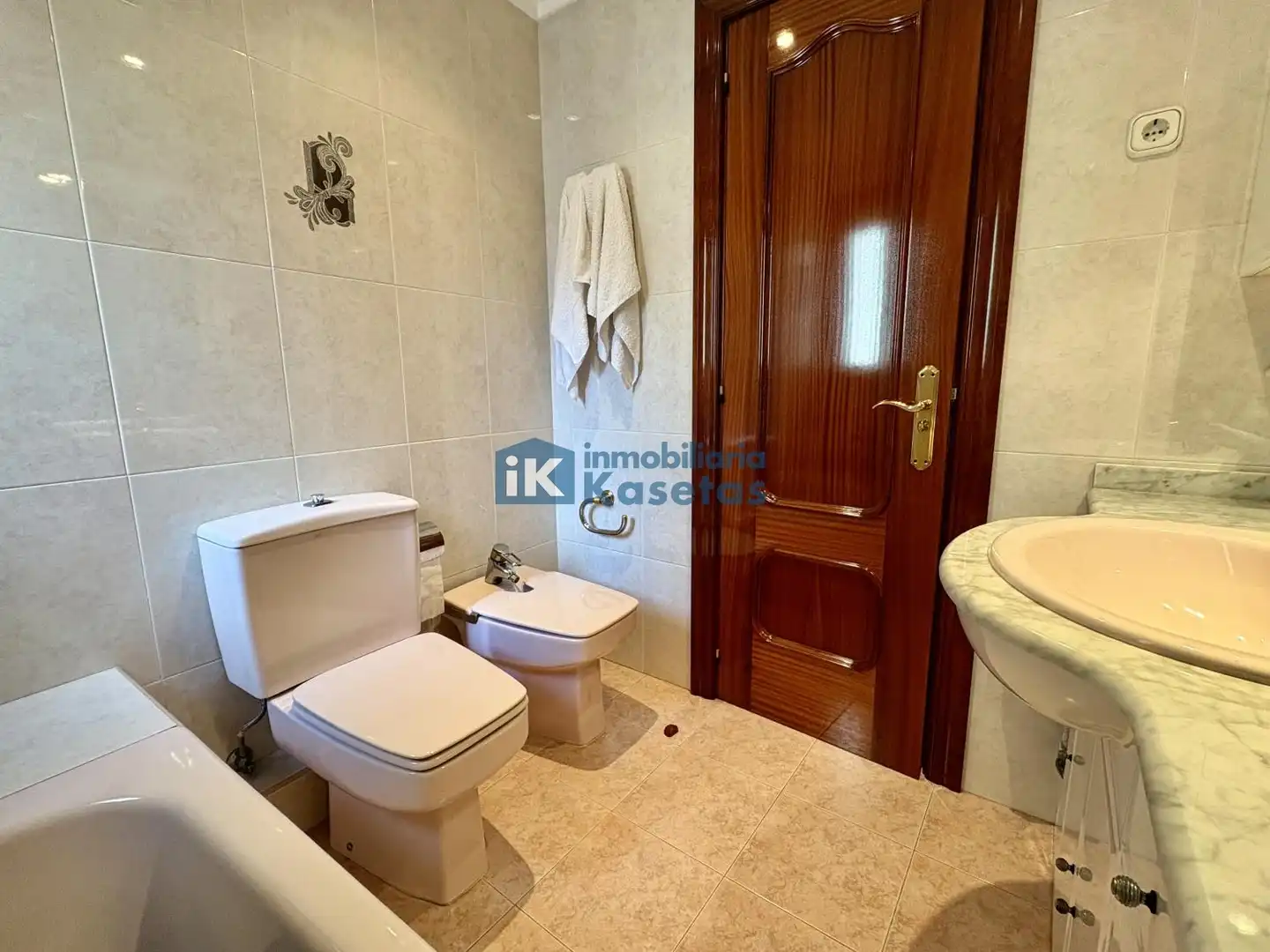 Flat with lift for sale in Centro - Ariz - Uribarri, imagen 14