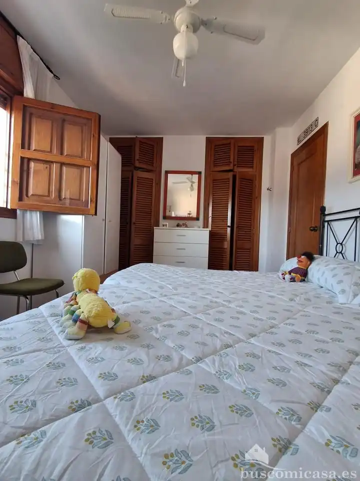 Dormitori de Casa o xalet en venda en Loja amb Aire condicionat, Jardí privat i Terrassa