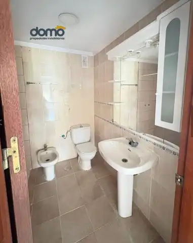 Baño de Piso en venta en Málaga con Terraza y Piscina comunitaria