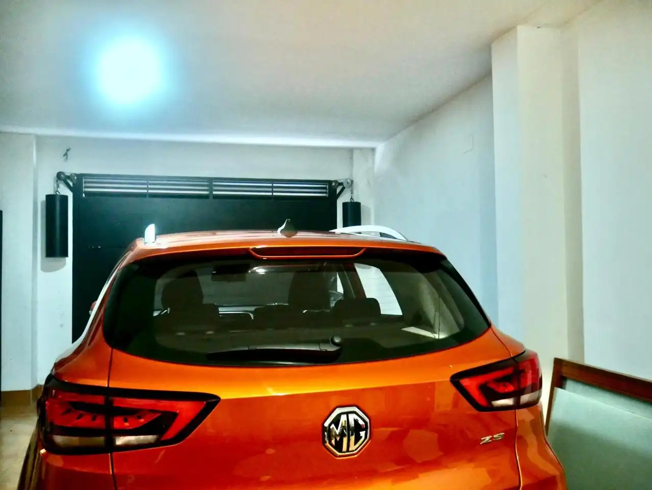 Parking de Casa adosada en venta en Sevilla con Aire acondicionado, Calefacción y Parquet