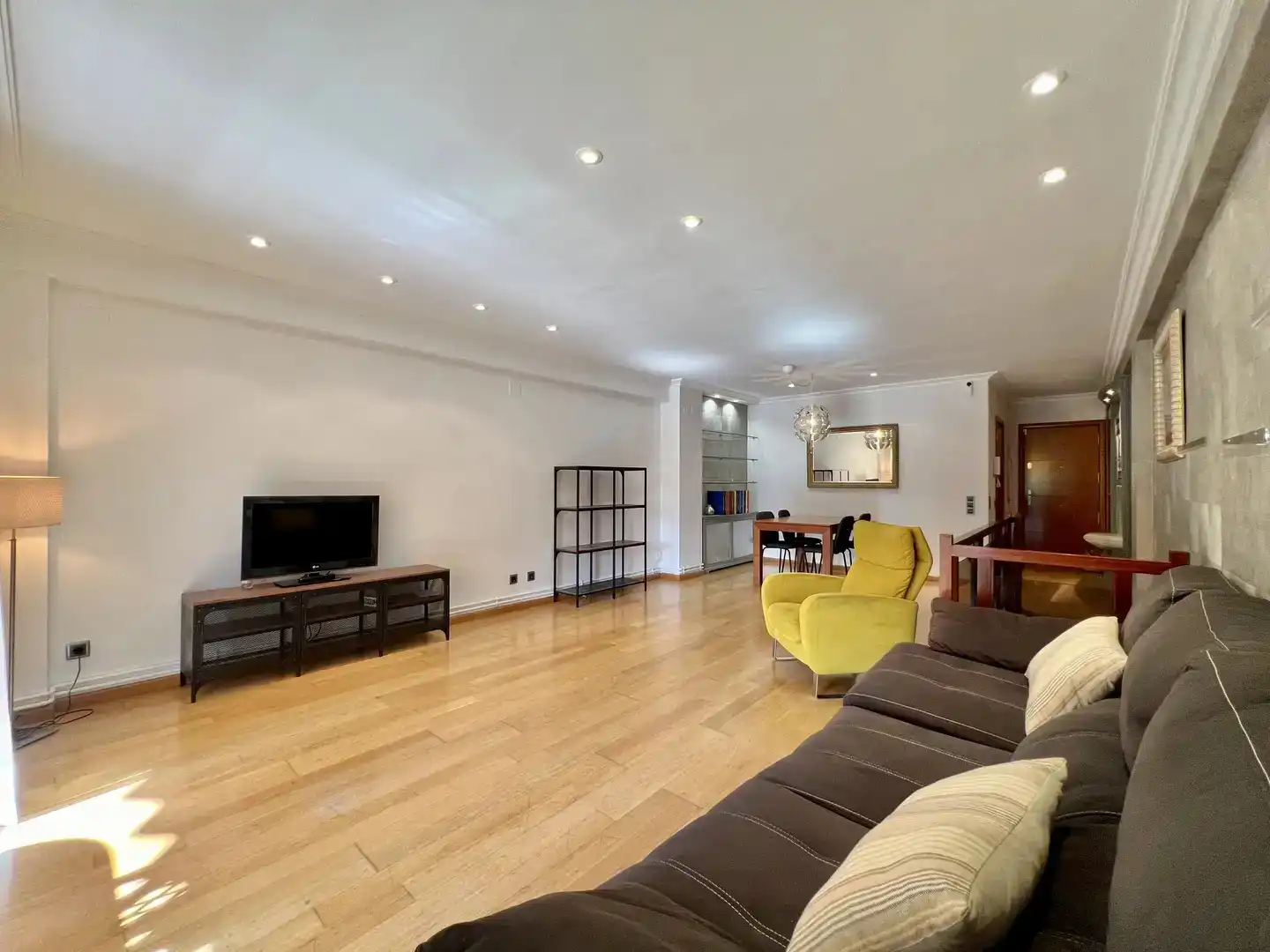 Duplex with lift to rent in Carrer Fra Antoni Cardona i Grau 2, imagen 8