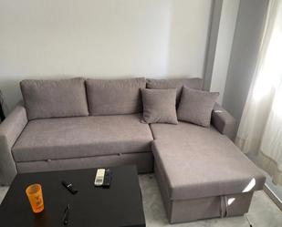 Living room of Flat to rent in Tomares  with Air Conditioner, Heating and Furnished