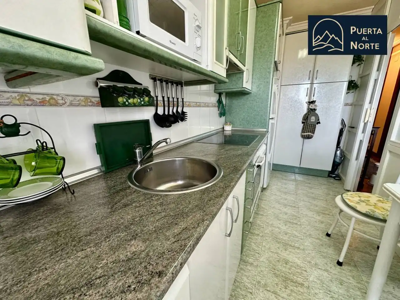 Cocina de Piso en venta en Suances con Calefacción, Amueblado y Balcón