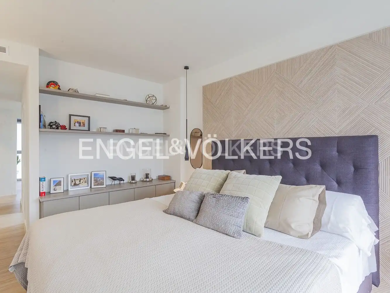 Bedroom of Attic for sale in Sant Cugat del Vallès  with Air Conditioner, Heating and Private garden