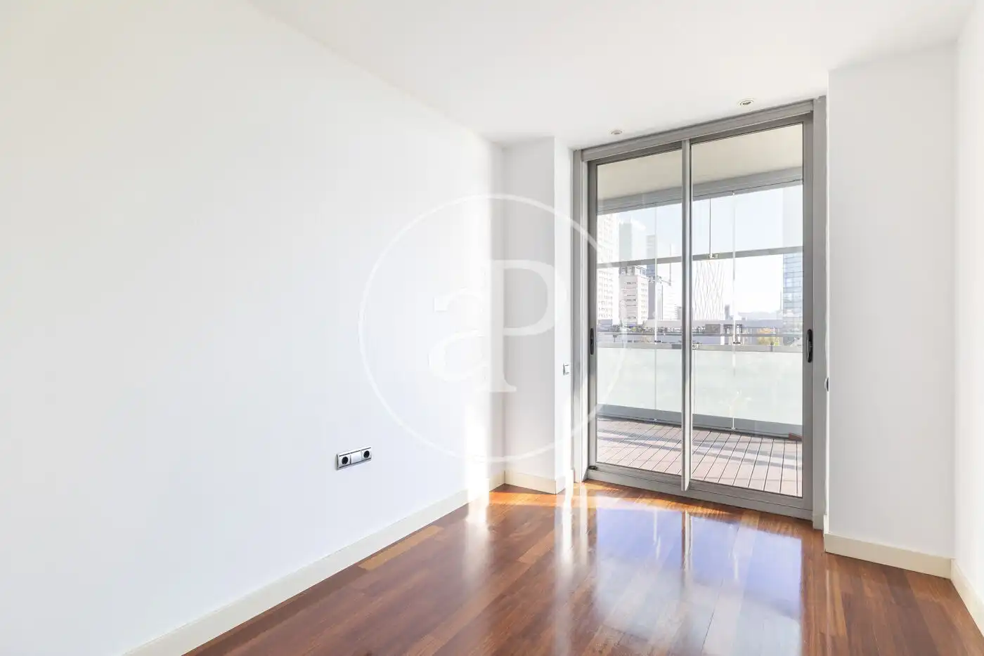 Piso en venta en Barcelona con Aire acondicionado, Calefacción y Terraza