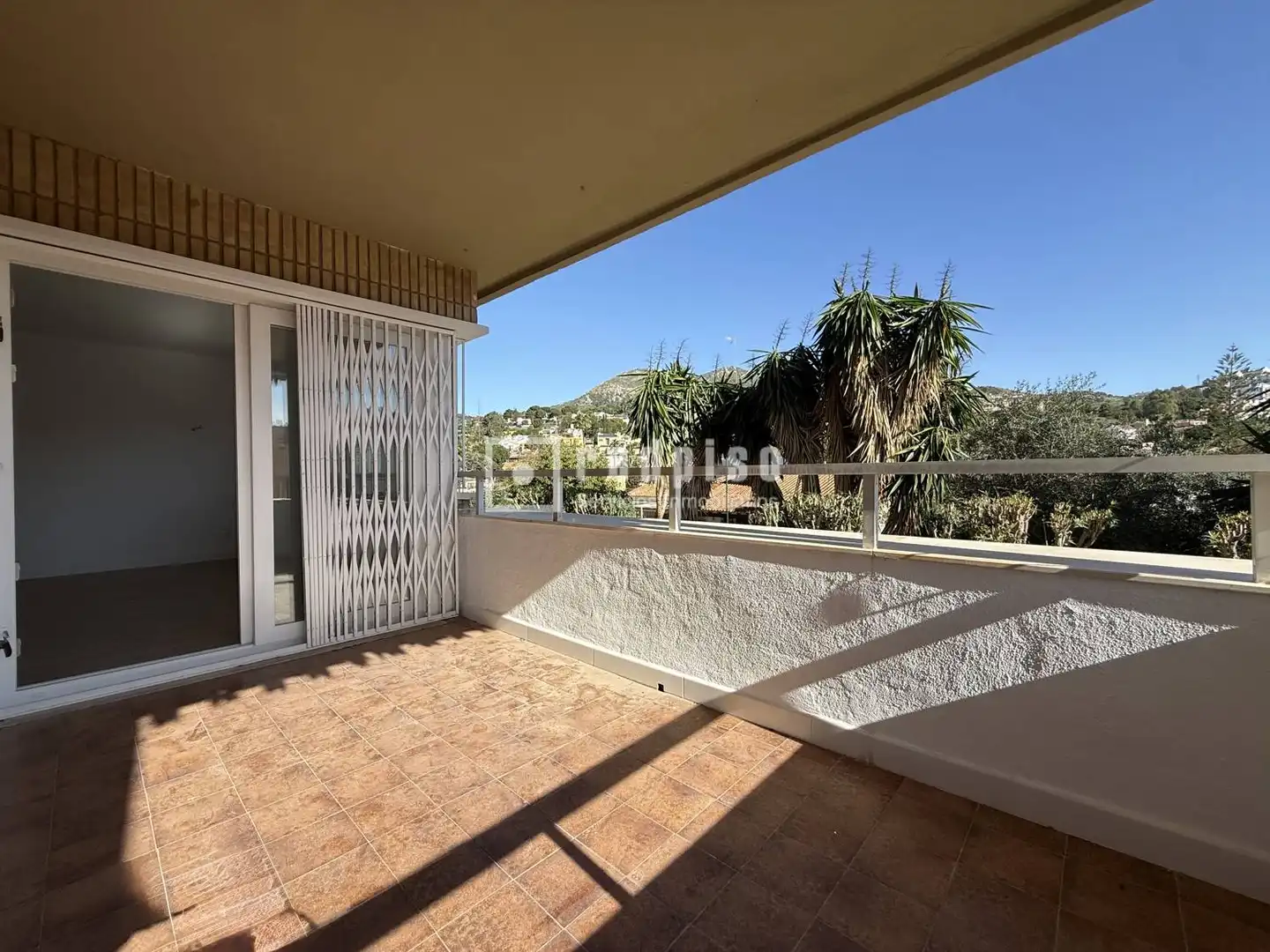 Vista exterior de Pis en venda en Málaga Capital amb Jardí privat i Terrassa