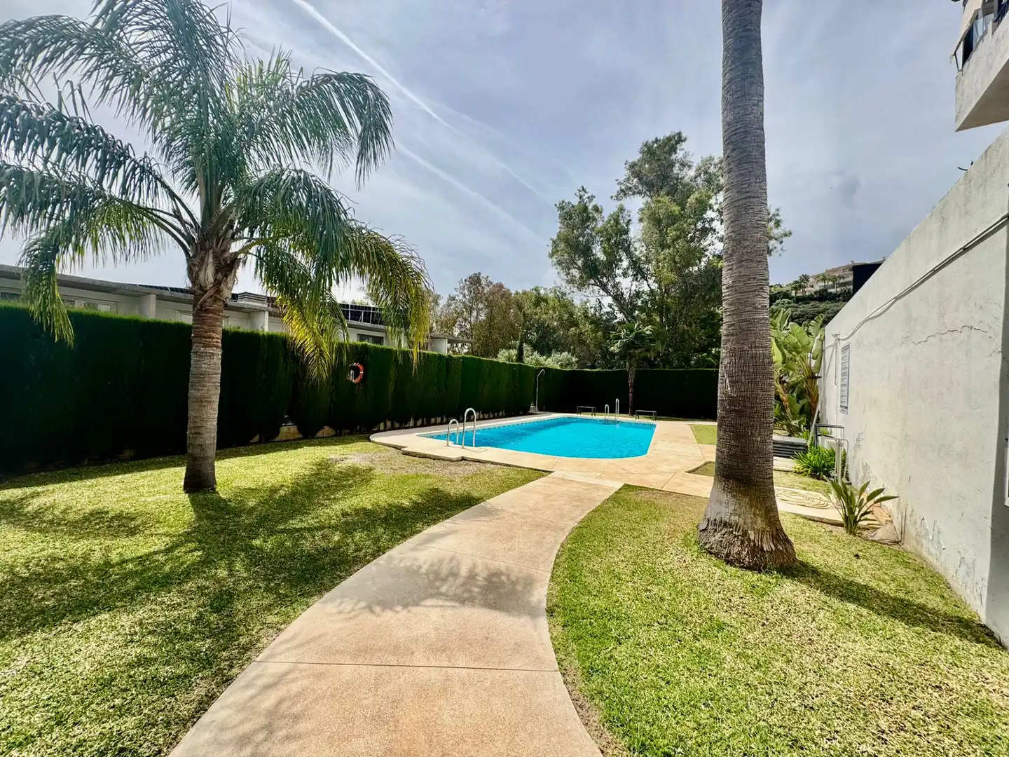 Piscina de Apartament en venda en Mijas amb Aire condicionat, Traster i Forn