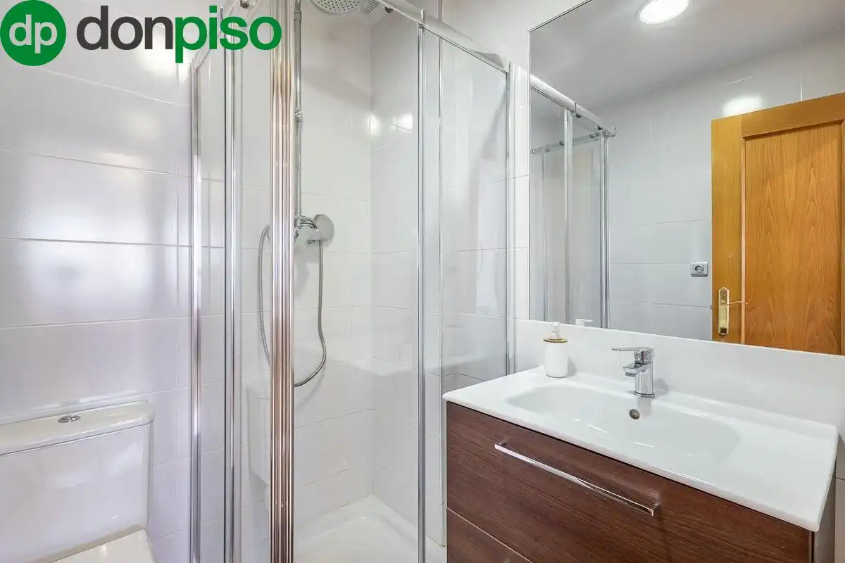 Houses for sale in Calle BADEN POWELL, 13, Barrio de Zaidín