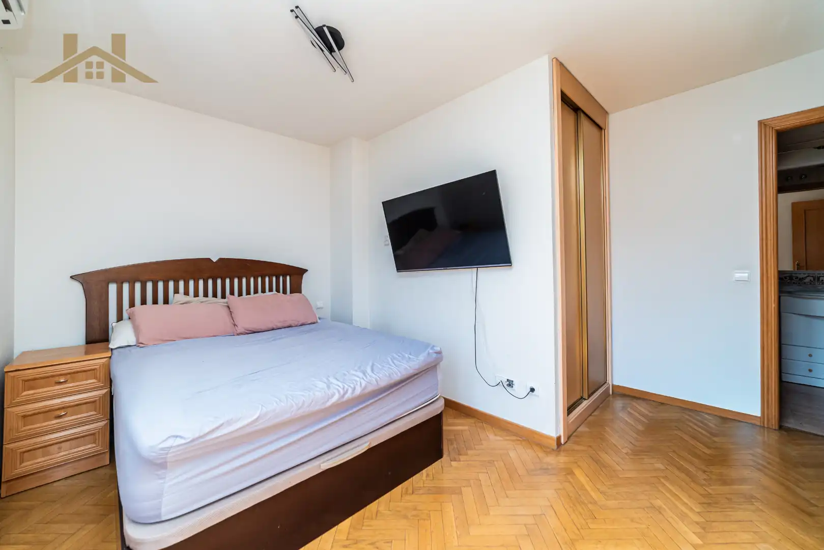 Bedroom of Flat for sale in Pinto  with Air Conditioner, Heating and Terrace