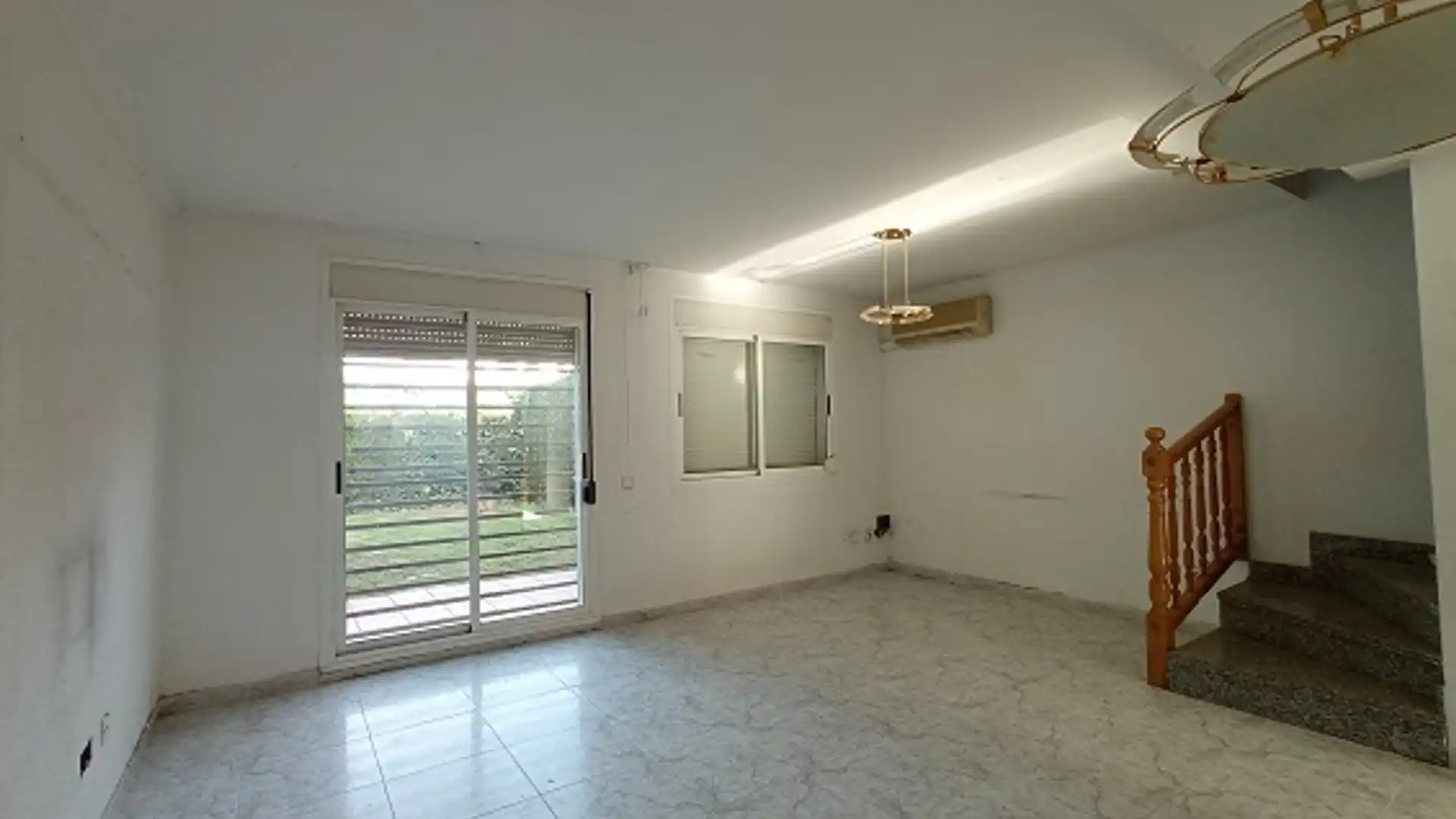 Casa adosada en venda en Cambrils amb Aire condicionat, Calefacció i Jardí privat